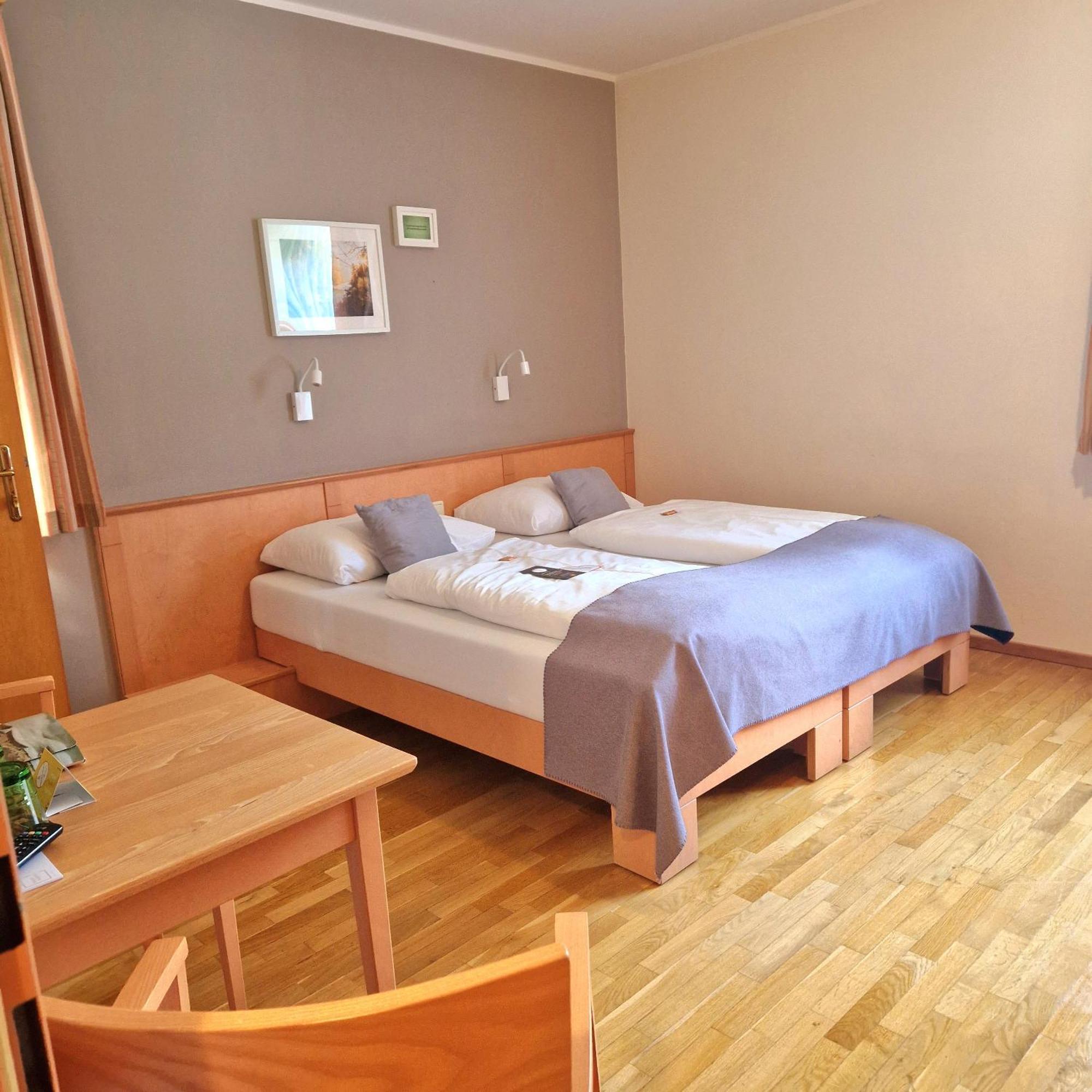 Jufa Hotel Schloss Roethelstein أدمونت المظهر الخارجي الصورة